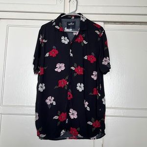 Hollister Camp Collar Button Up / Size M / Floral Pattern